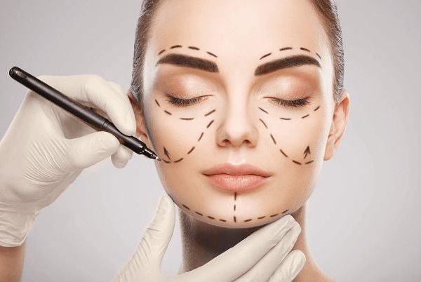 انجام جراحی زیبایی | کلینیک اورانوس