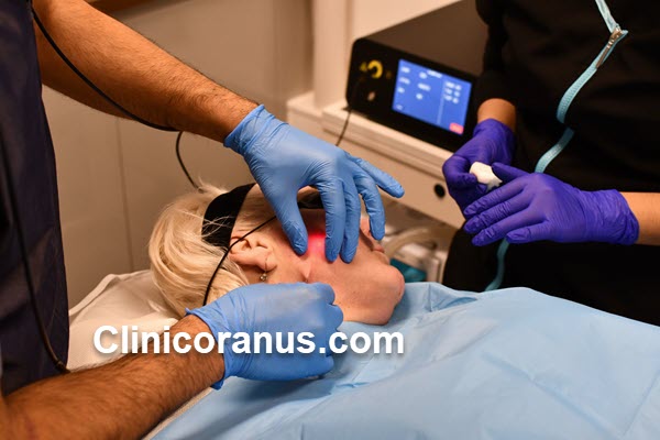 بهترین متخصص اندولیفت صورت در غرب تهران | کلینیک اورانوس