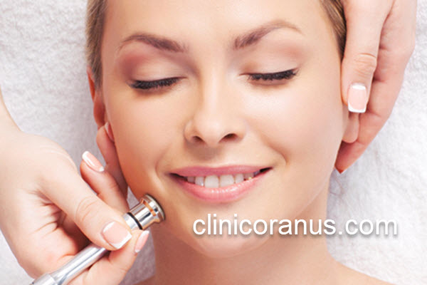 میکرودرم ابریژن روشی موثر در از بین بردن لک های صورت | کلینیک اورانوس