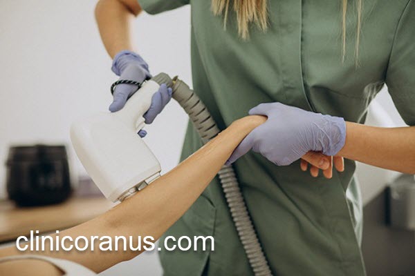 لیزر موهای زائد با بهترین قیمت | کلینیک اورانوس